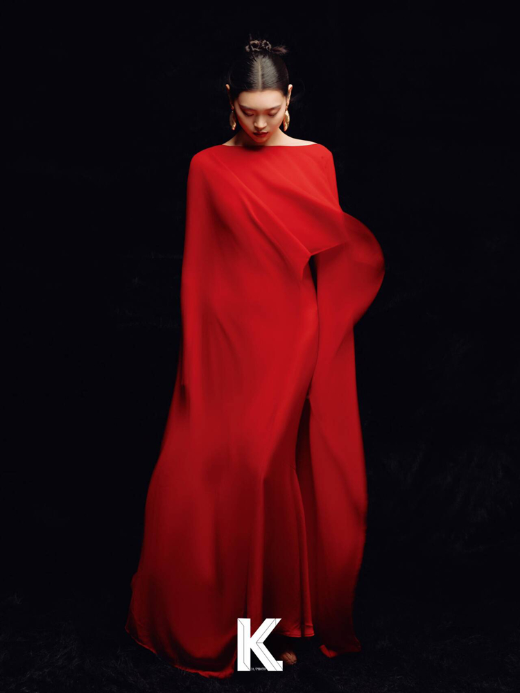 Photography Studio - 2026 New Fashion High-End Red Emotion